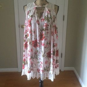 NWT Beautiful Dress Small